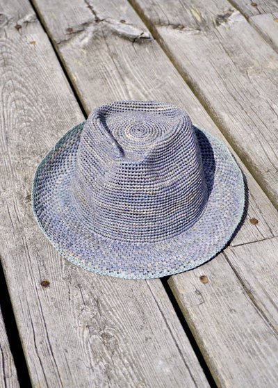 IRO RAFFIA HAT LIGHT GREY