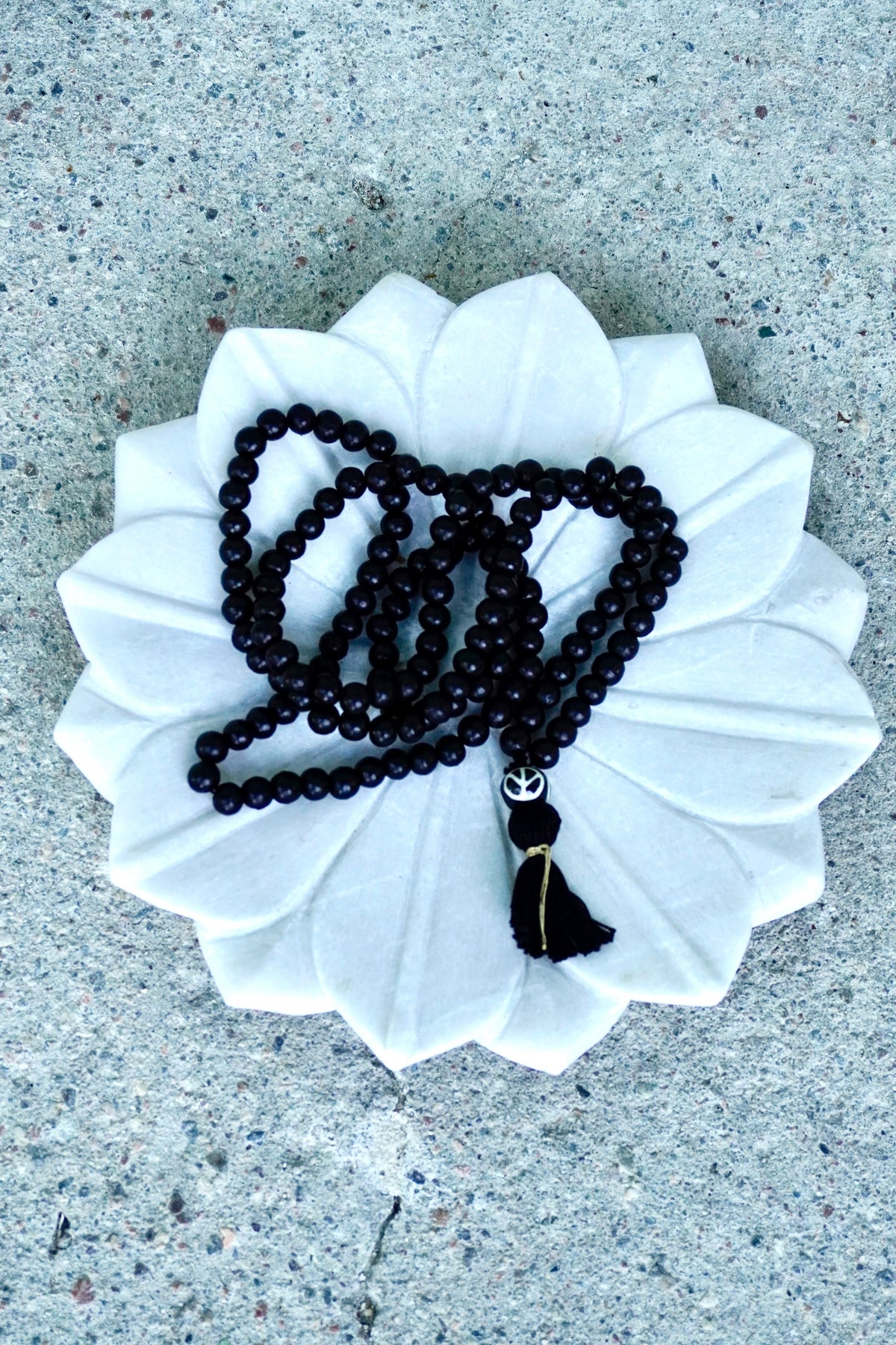 PEACE MALA BLACK