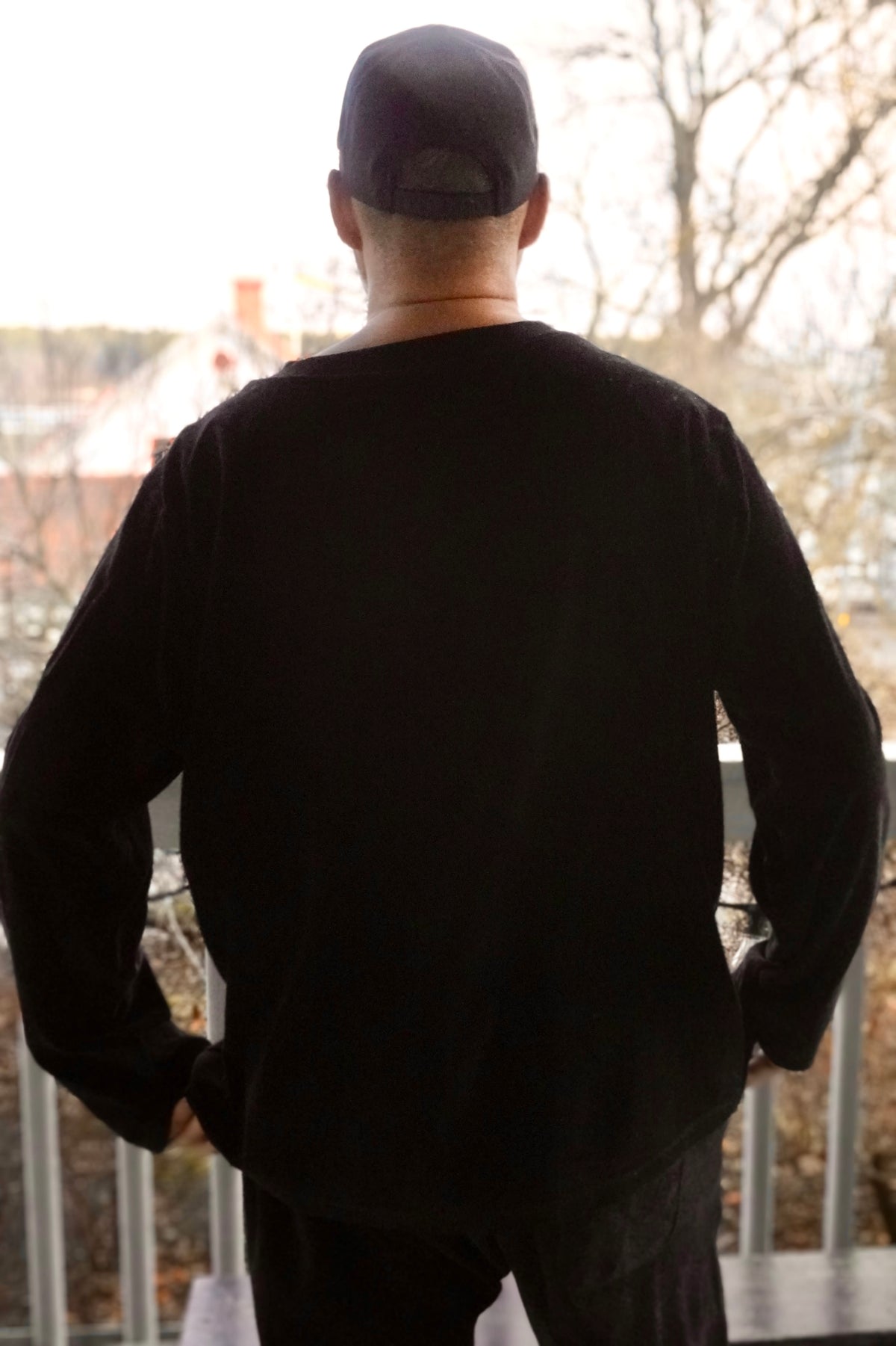 JOSEPH VELVET SWEATSHIRT JUST BLACK