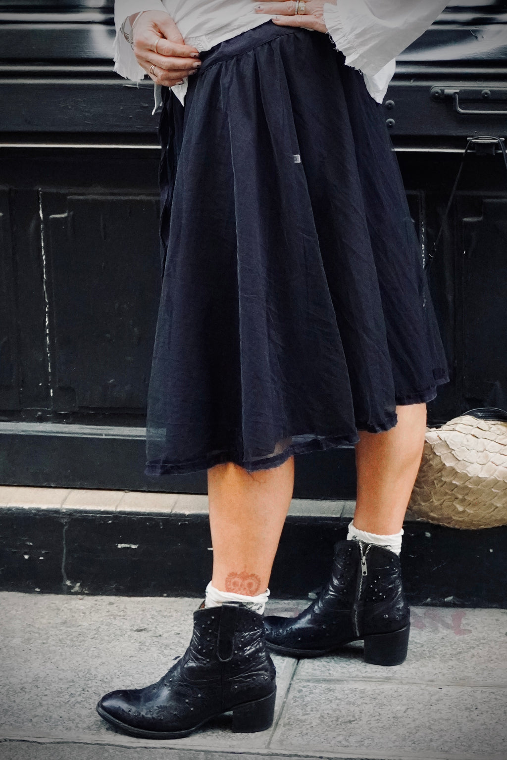 WILMA TULLE SKIRT CHARCOAL BLACK